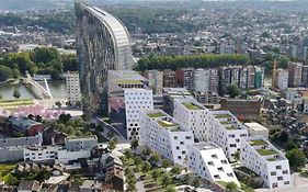 Paradis Express Neuf Face Aux Guillemins