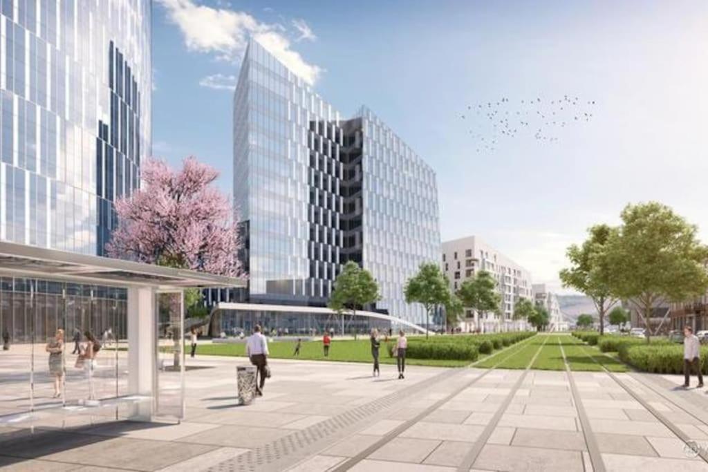 Paradis Express Neuf Face Aux Guillemins Lieja Exterior foto