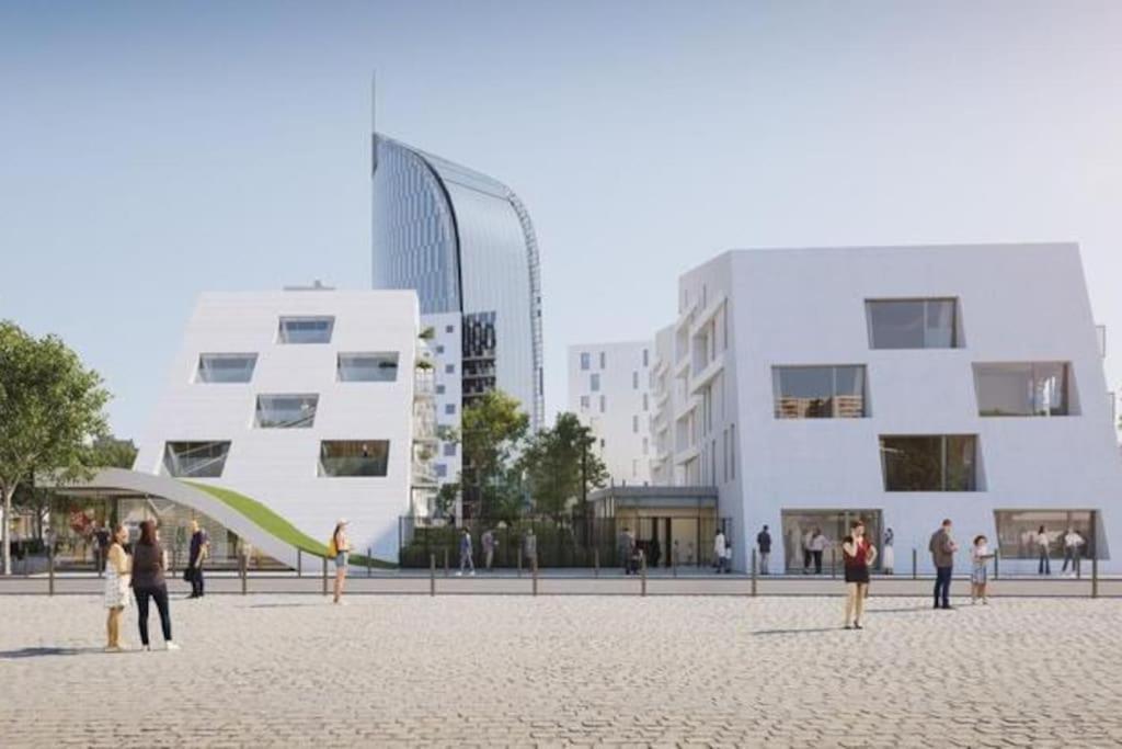 Paradis Express Neuf Face Aux Guillemins Lieja Exterior foto